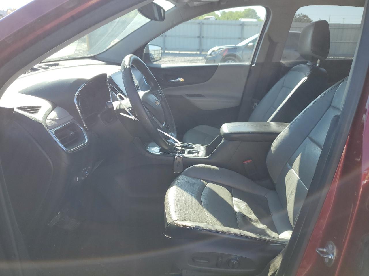 2018 Chevrolet Equinox Premier VIN: 3GNAXMEV1JL163070 Lot: 50679844