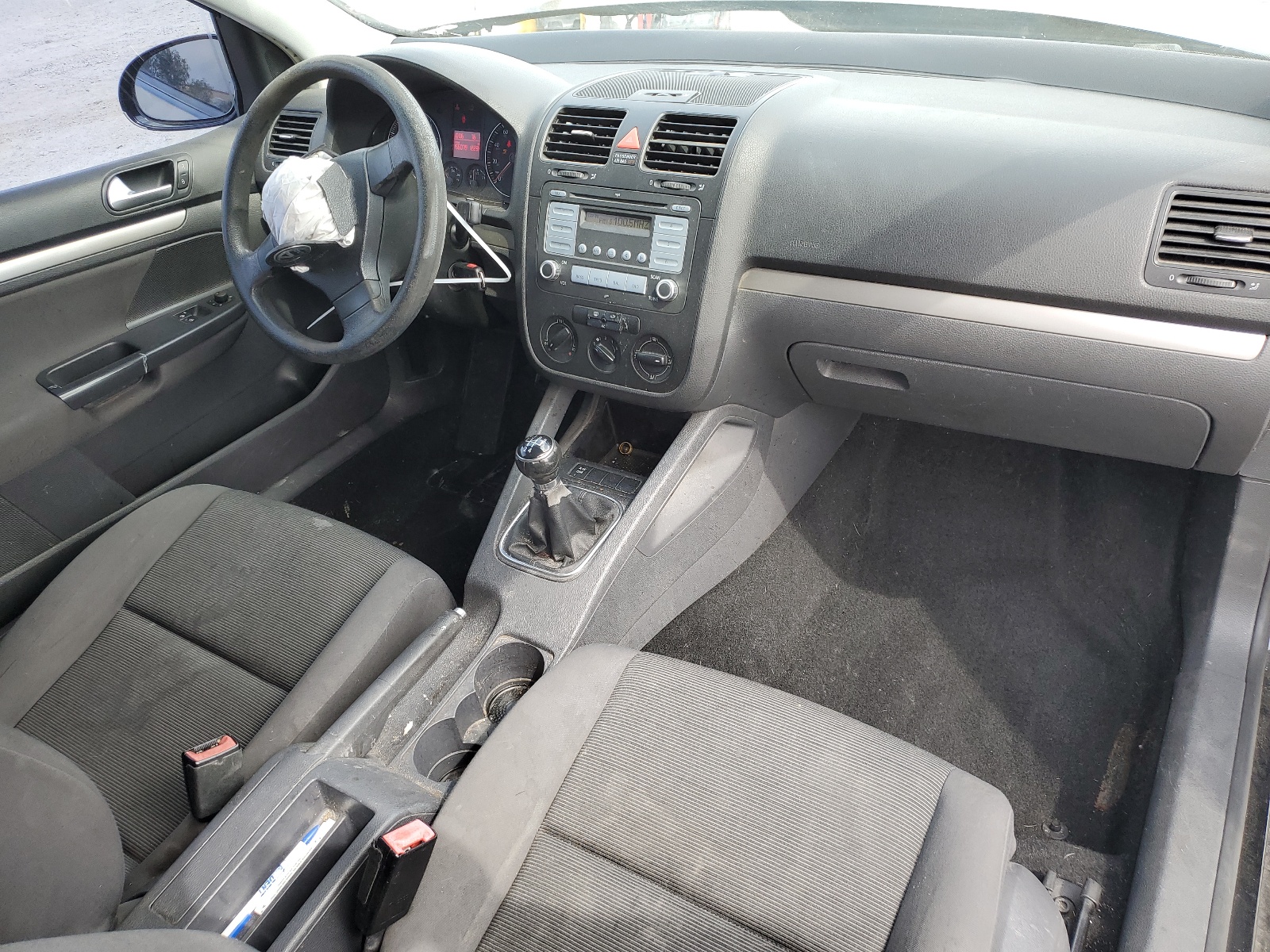 WVWAR71K37W240508 2007 Volkswagen Rabbit