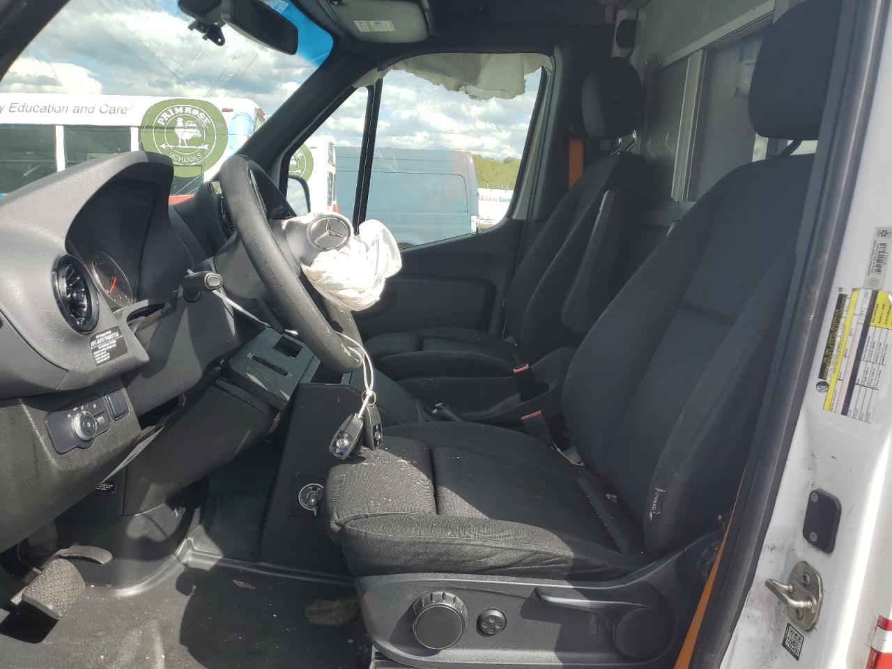 2020 Mercedes-Benz Sprinter 2500 VIN: W1W4EBHYXLT024063 Lot: 49312074