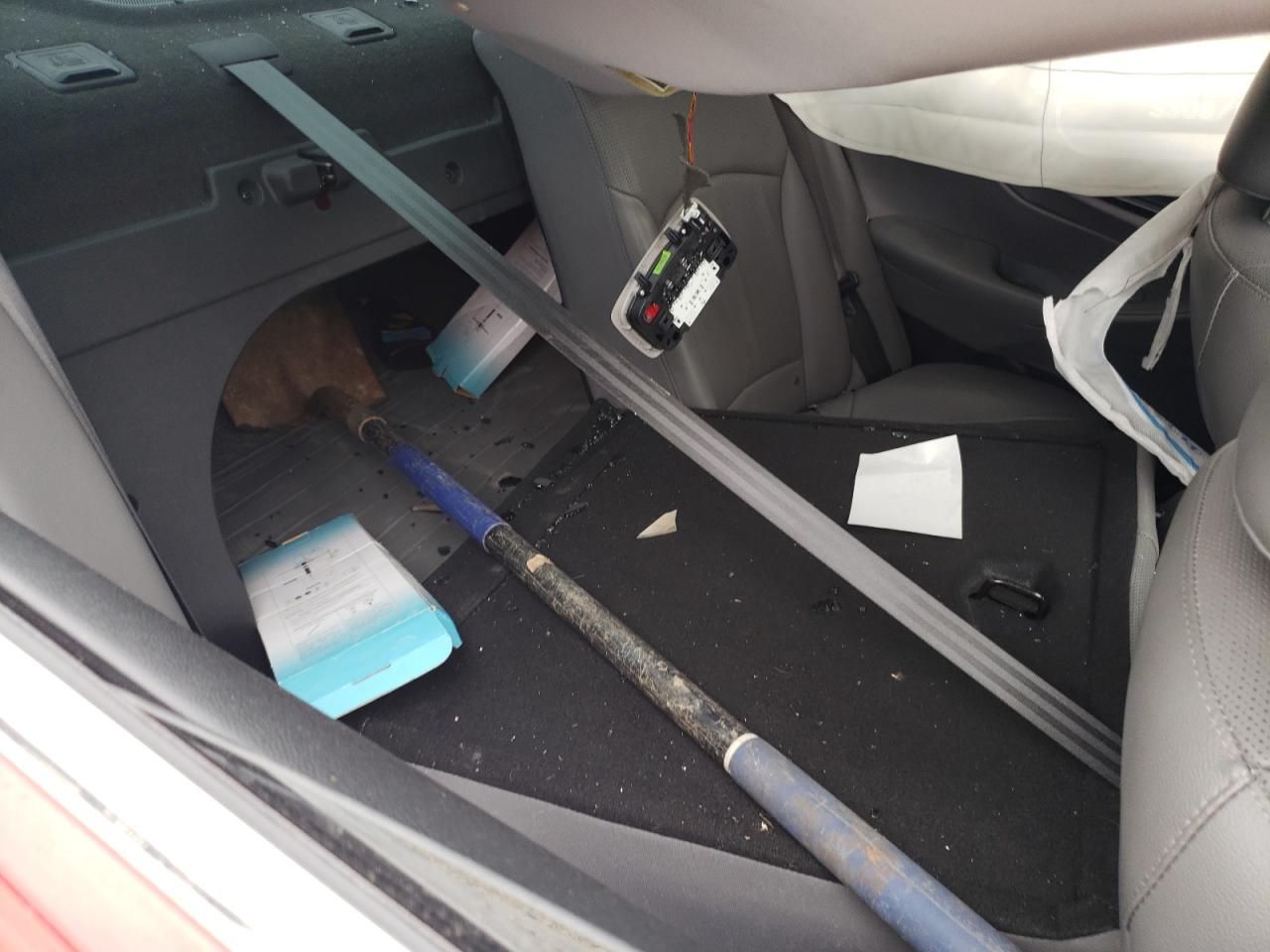 2014 Hyundai Sonata - Image 10