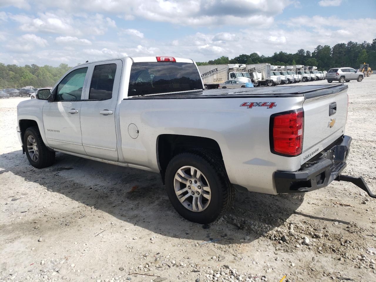 2015 Chevrolet Silverado - Image 2