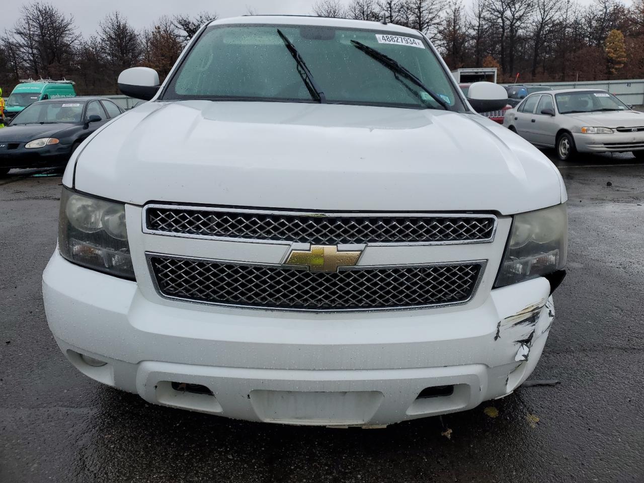 2011 Chevrolet Tahoe - Image 5