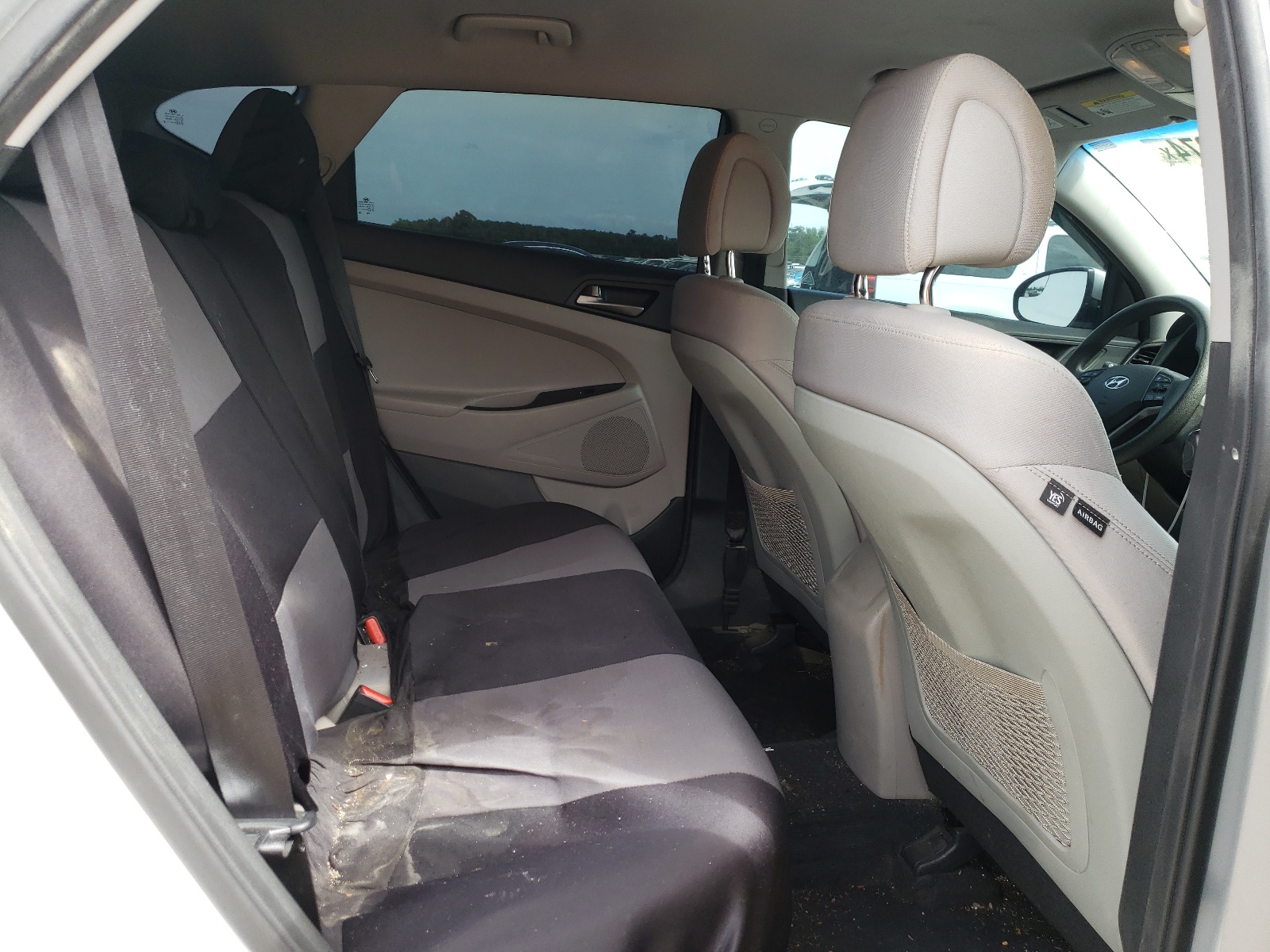 KM8J33A48JU693646 2018 Hyundai Tucson Sel