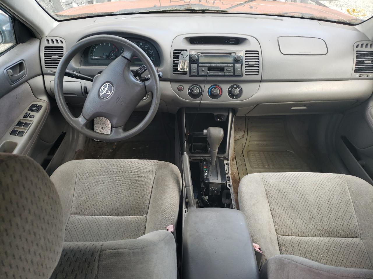 2004 Toyota Camry Le VIN: 4T1BE32K54U888149 Lot: 52585344