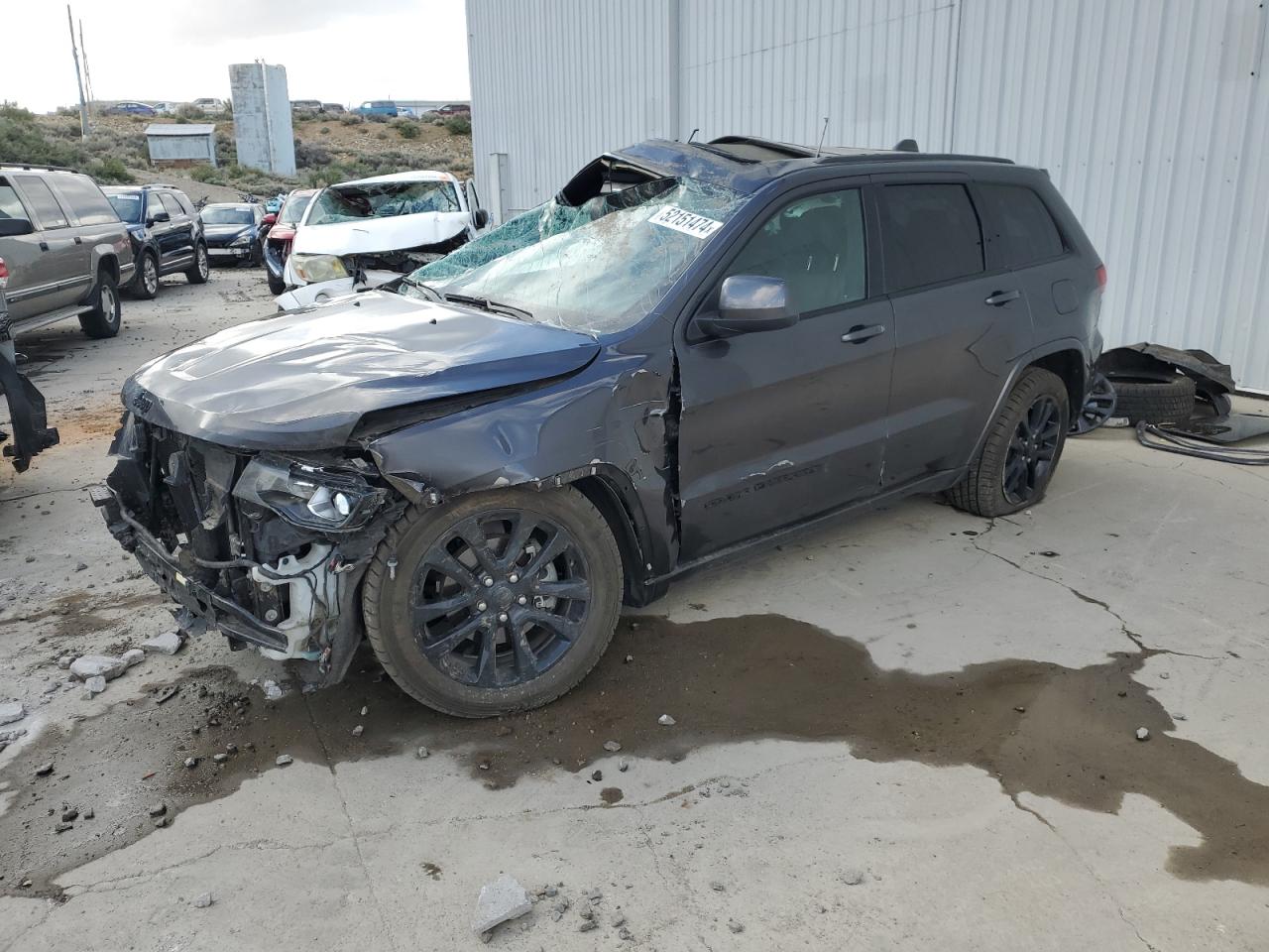 1C4RJFAG1KC739902 2019 Jeep Grand Cherokee Laredo