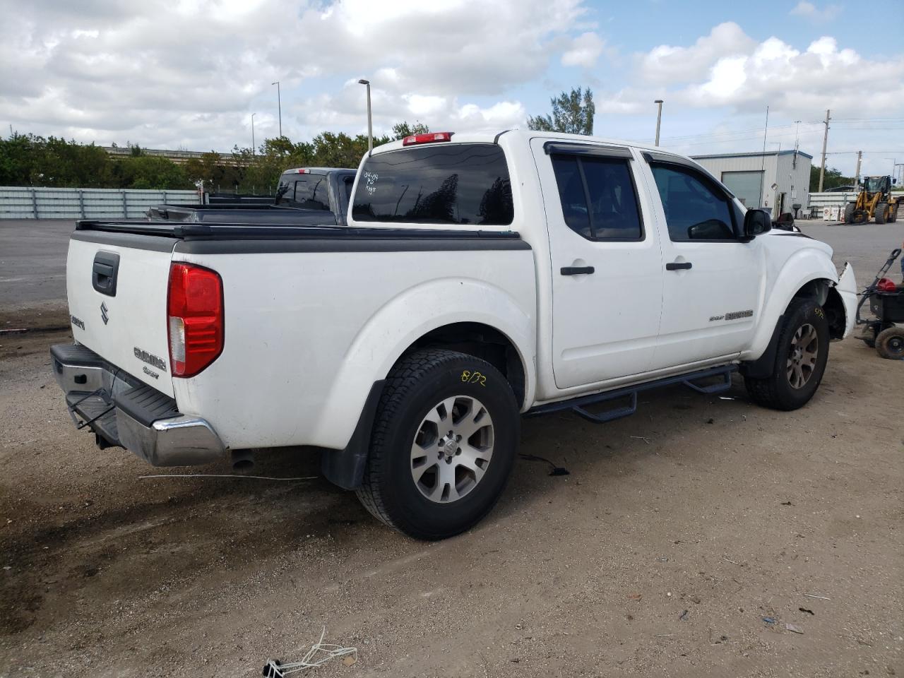 2010 Suzuki Equator Sport VIN: 5Z61D0ER1AC422117 Lot: 50294724