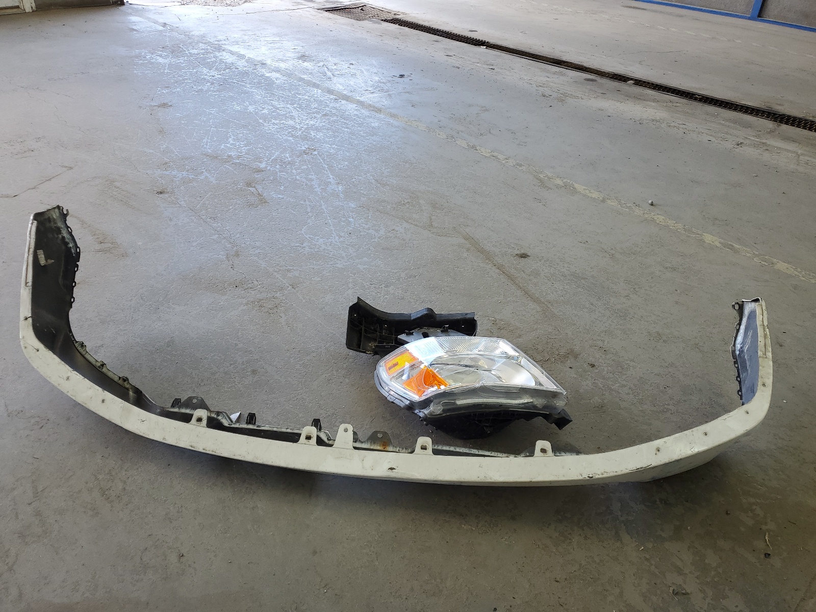 1N6BF0KY7KN810366 2019 Nissan Nv 2500 S