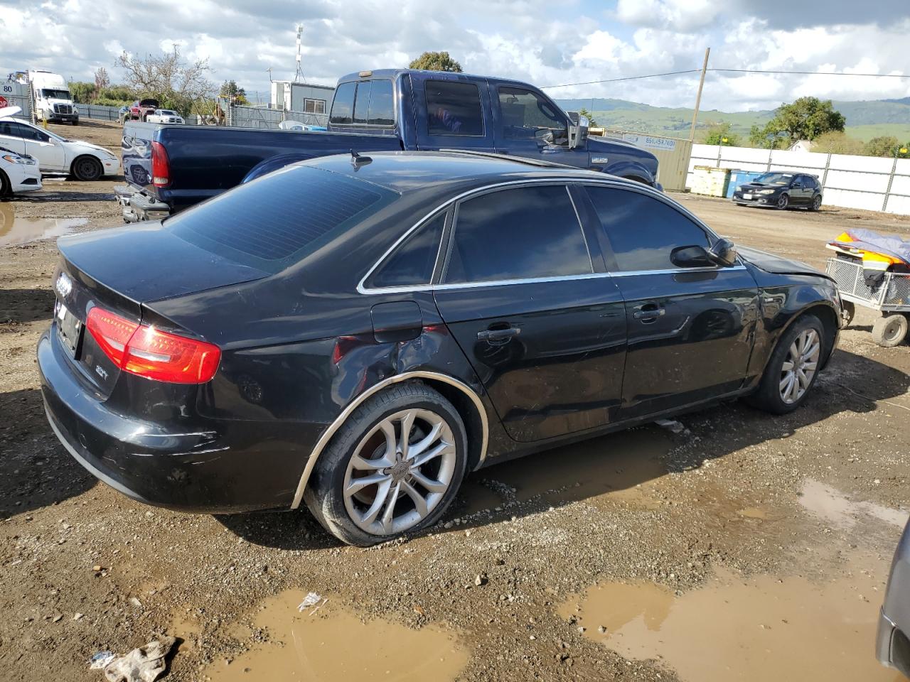 VIN WAUAFAFL8DN028564 2013 AUDI A4 no.3