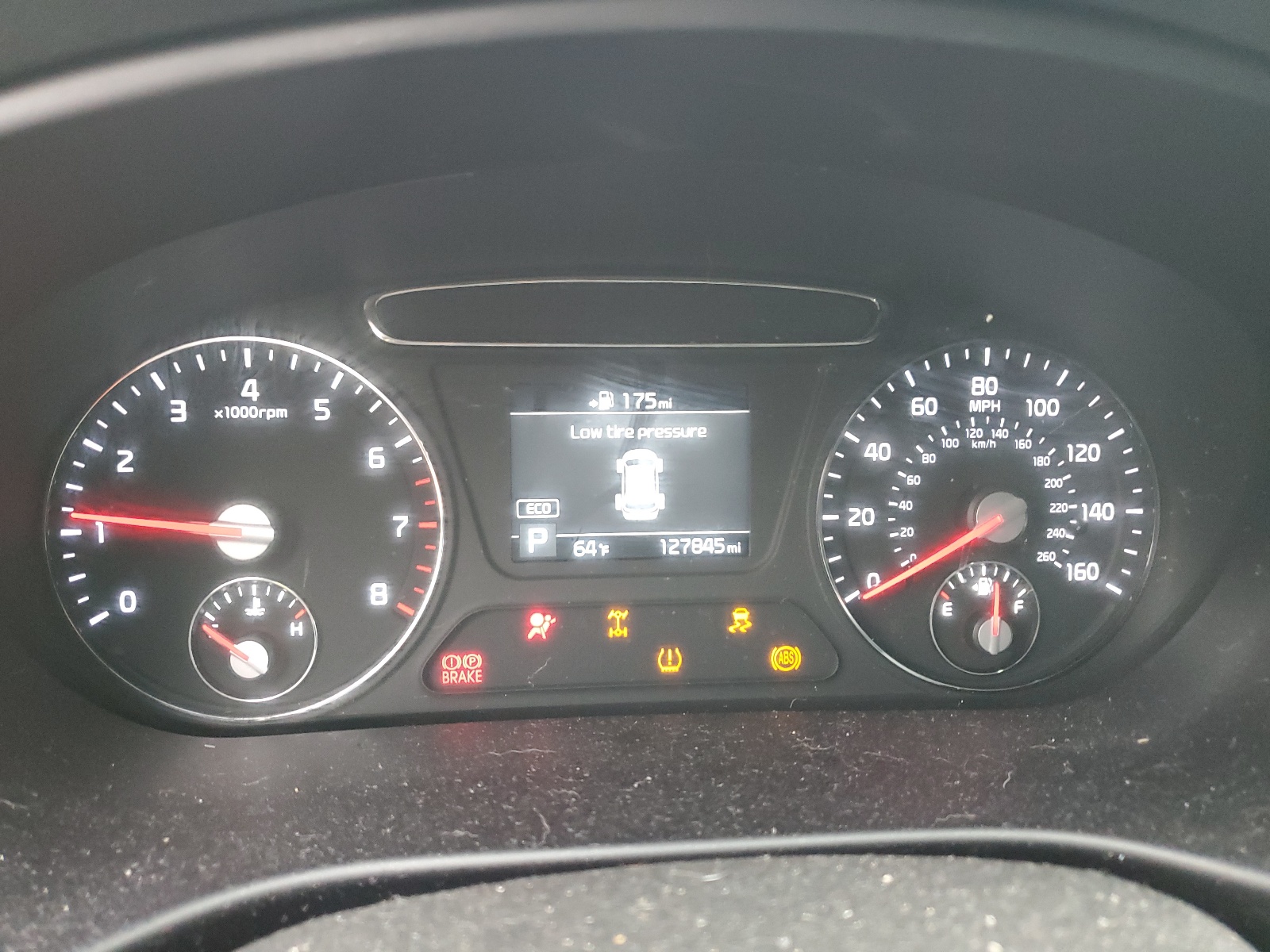 5XYPGDA59KG498644 2019 Kia Sorento Lx