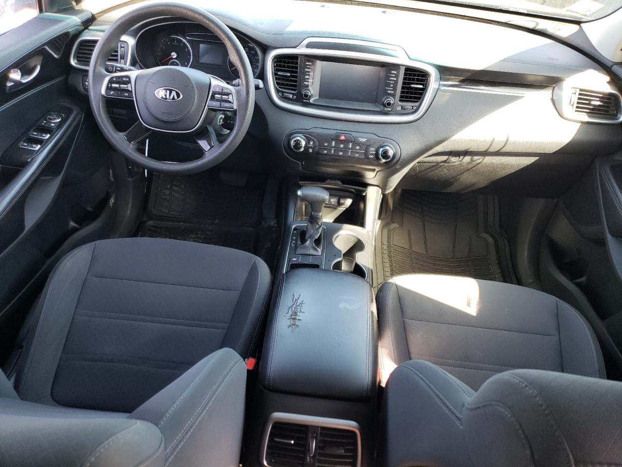 5XYPG4A33KG573644 2019 Kia Sorento L