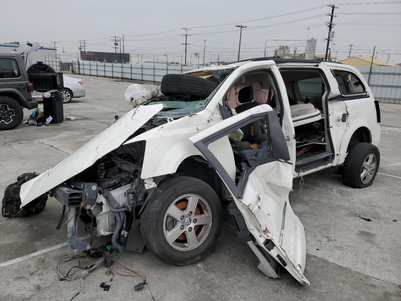 2010 Dodge Grand Caravan Sxt продається в Sun Valley, CA - All Over