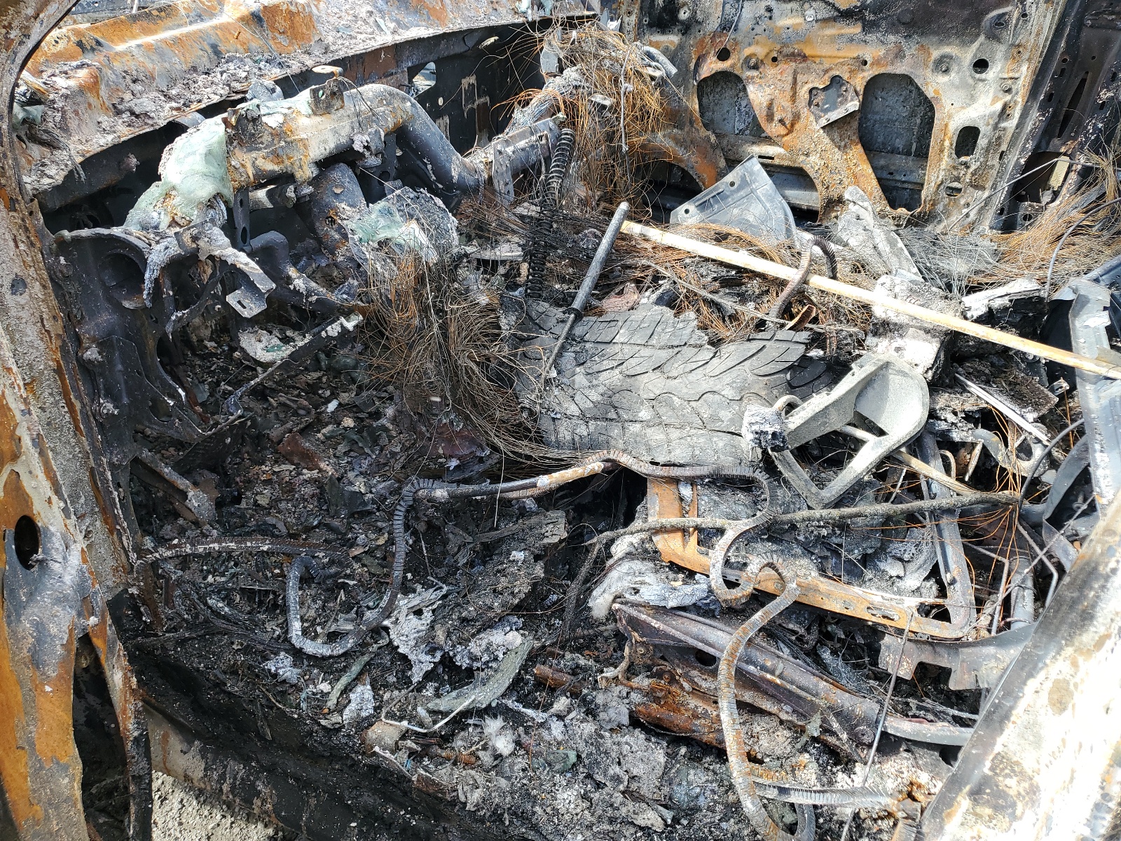 1GNSKBKC6JR103630 2018 Chevrolet Tahoe K1500 Lt