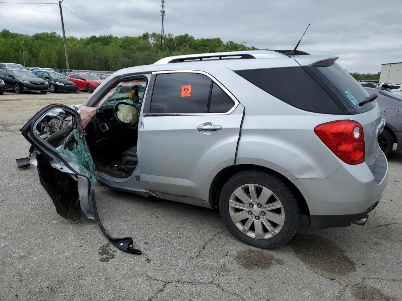 2011 Chevrolet Equinox - Image 2