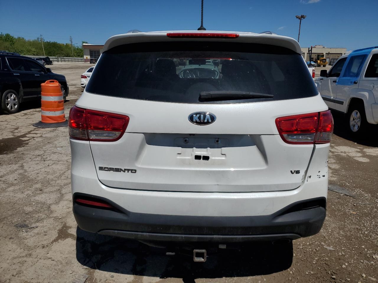 2018 Kia Sorento Lx VIN: 5XYPG4A5XJG357564 Lot: 52898254