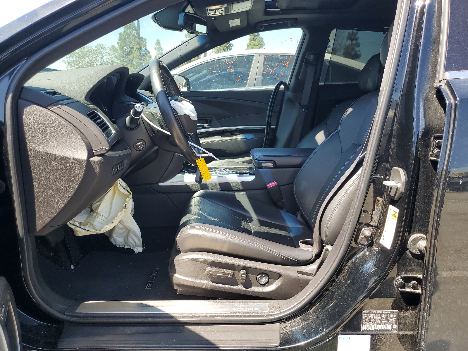 JH4KC2F91JC000251 2018 Acura Rlx Sport Hybrid Advance