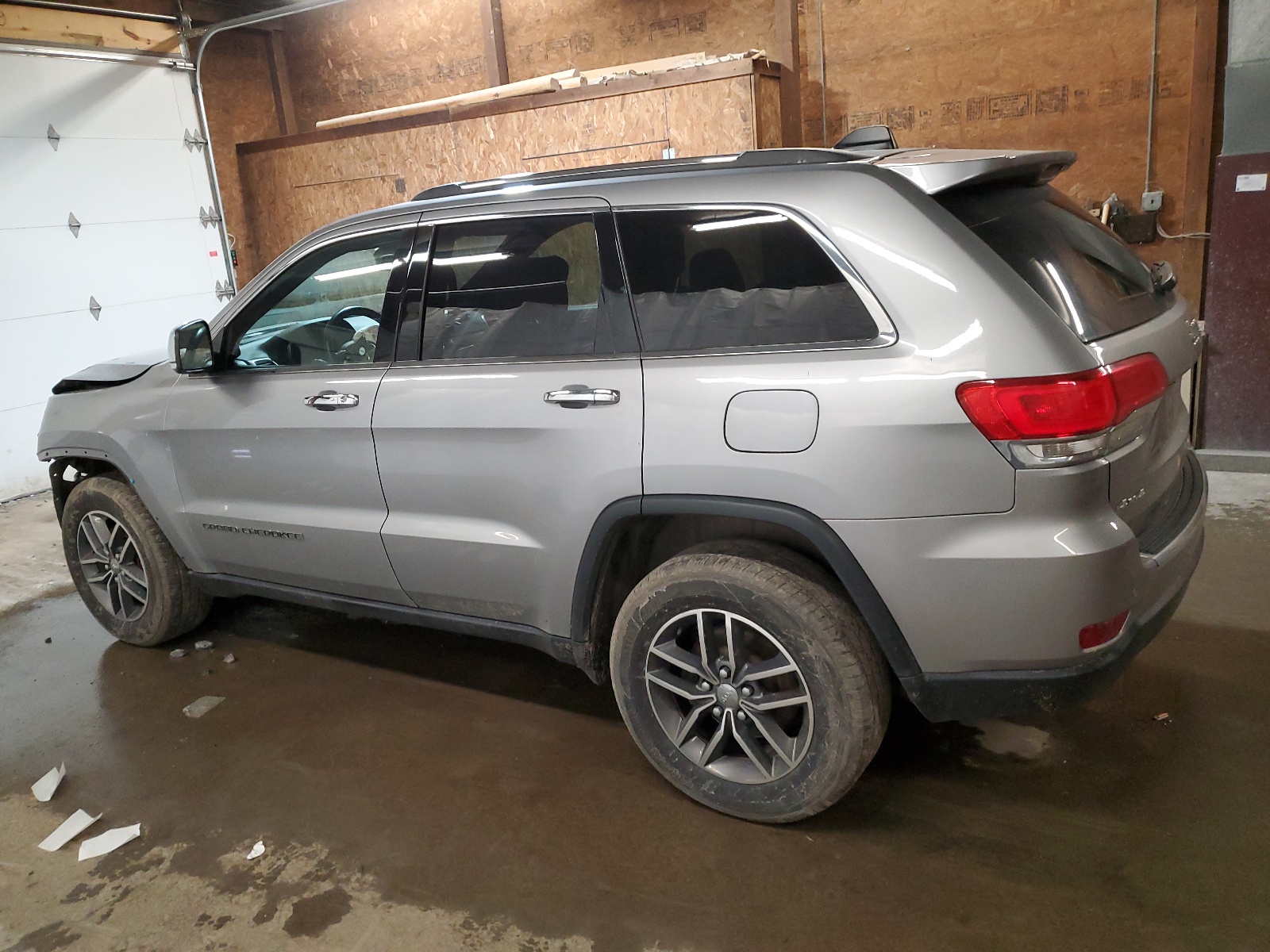 1C4RJFBG2JC245397 2018 Jeep Grand Cherokee Limited