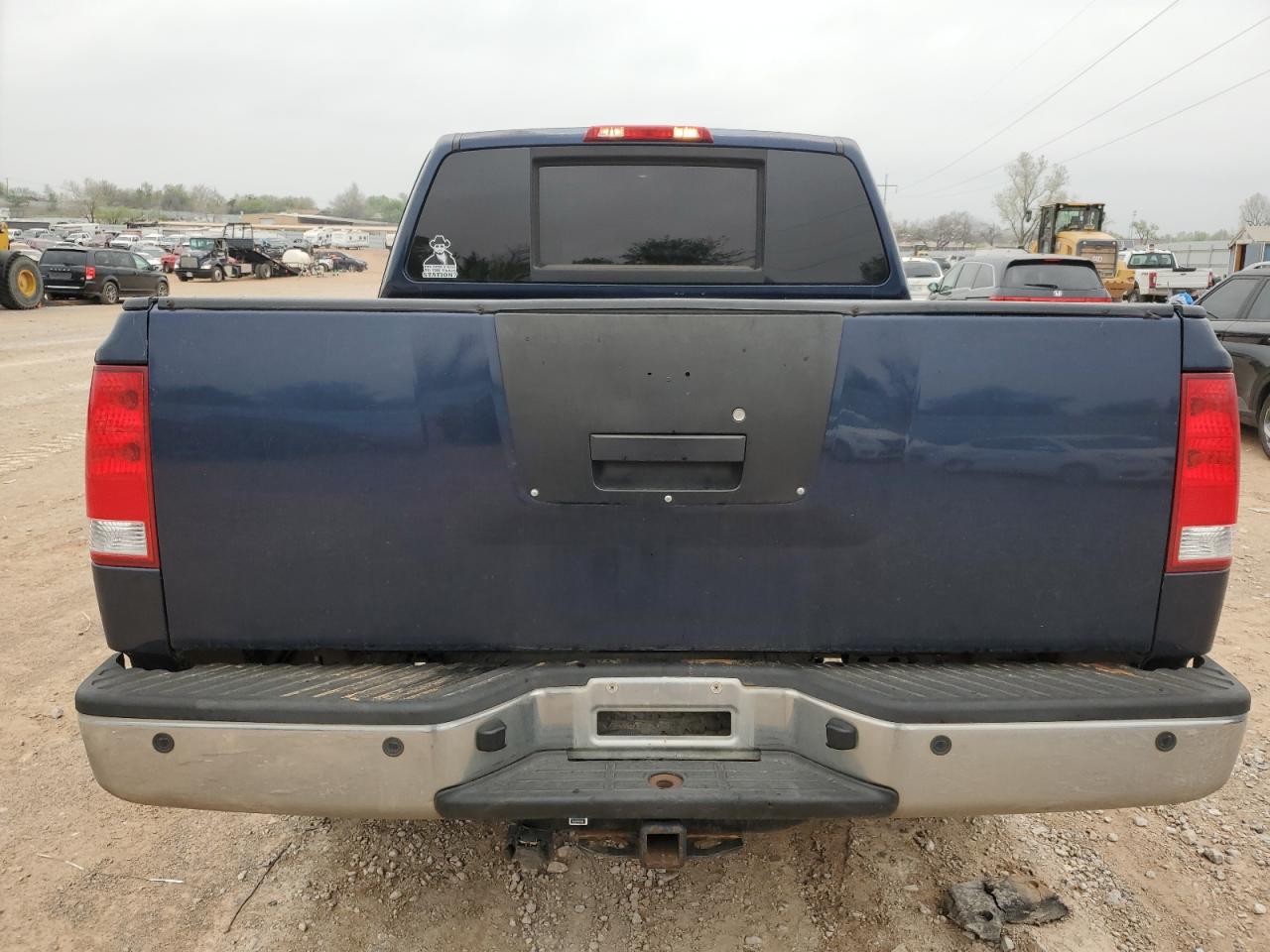 2009 Nissan Titan - Image 6