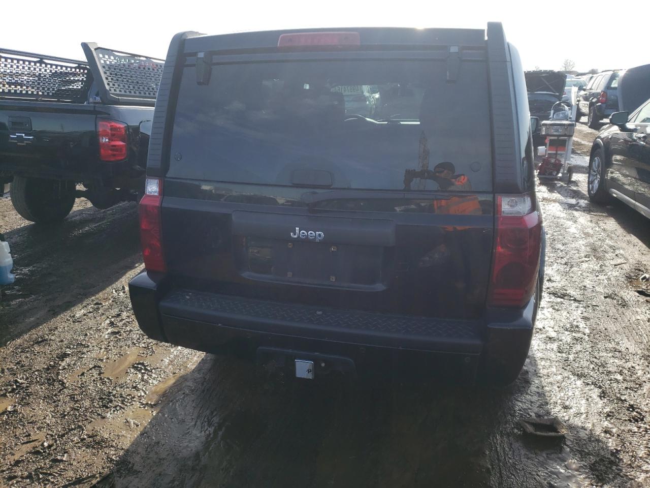 1J8HH48K46C289215 2006 Jeep Commander