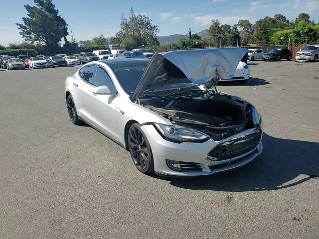 2014 Tesla Model S VIN: 5YJSA1H14EFP31824 Lot: 51372804