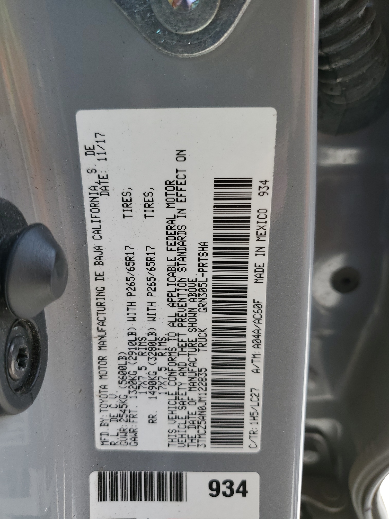 3TMCZ5AN0JM122835 2018 Toyota Tacoma Double Cab