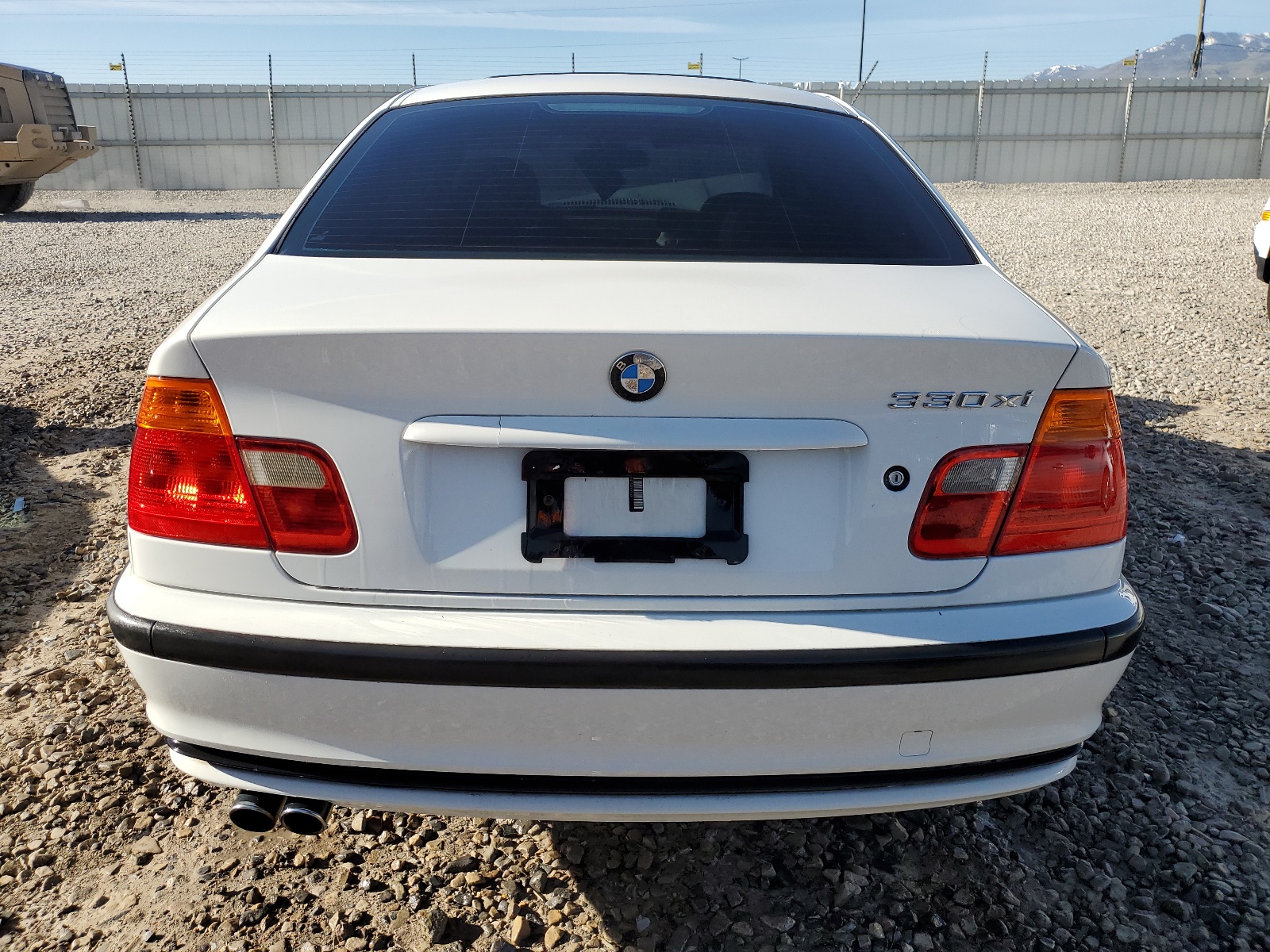 WBAAV53471JS96953 2001 BMW 330 I