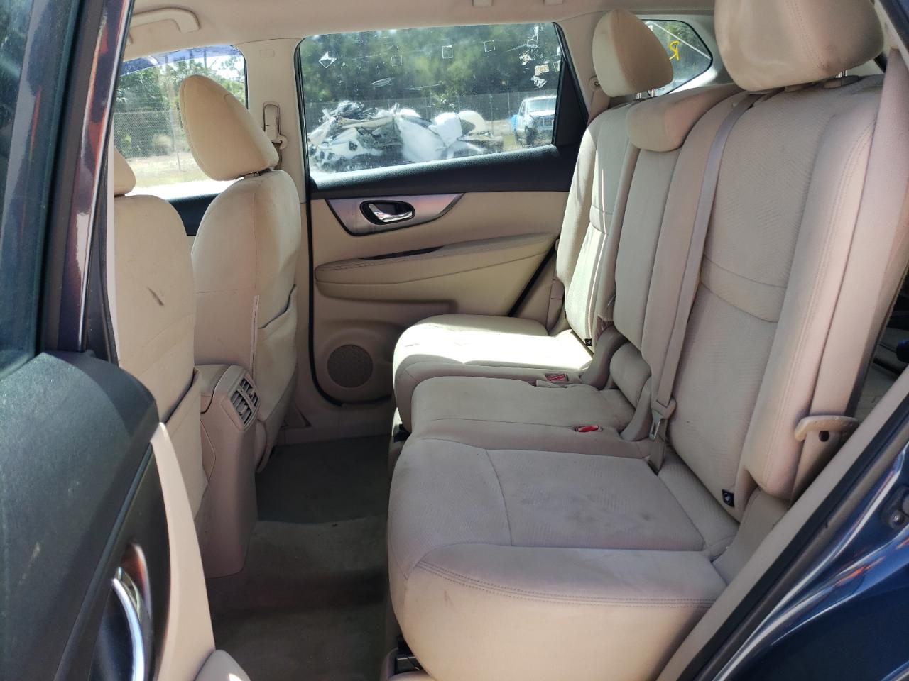 2015 Nissan Rogue S VIN: KNMAT2MT2FP572019 Lot: 52110244