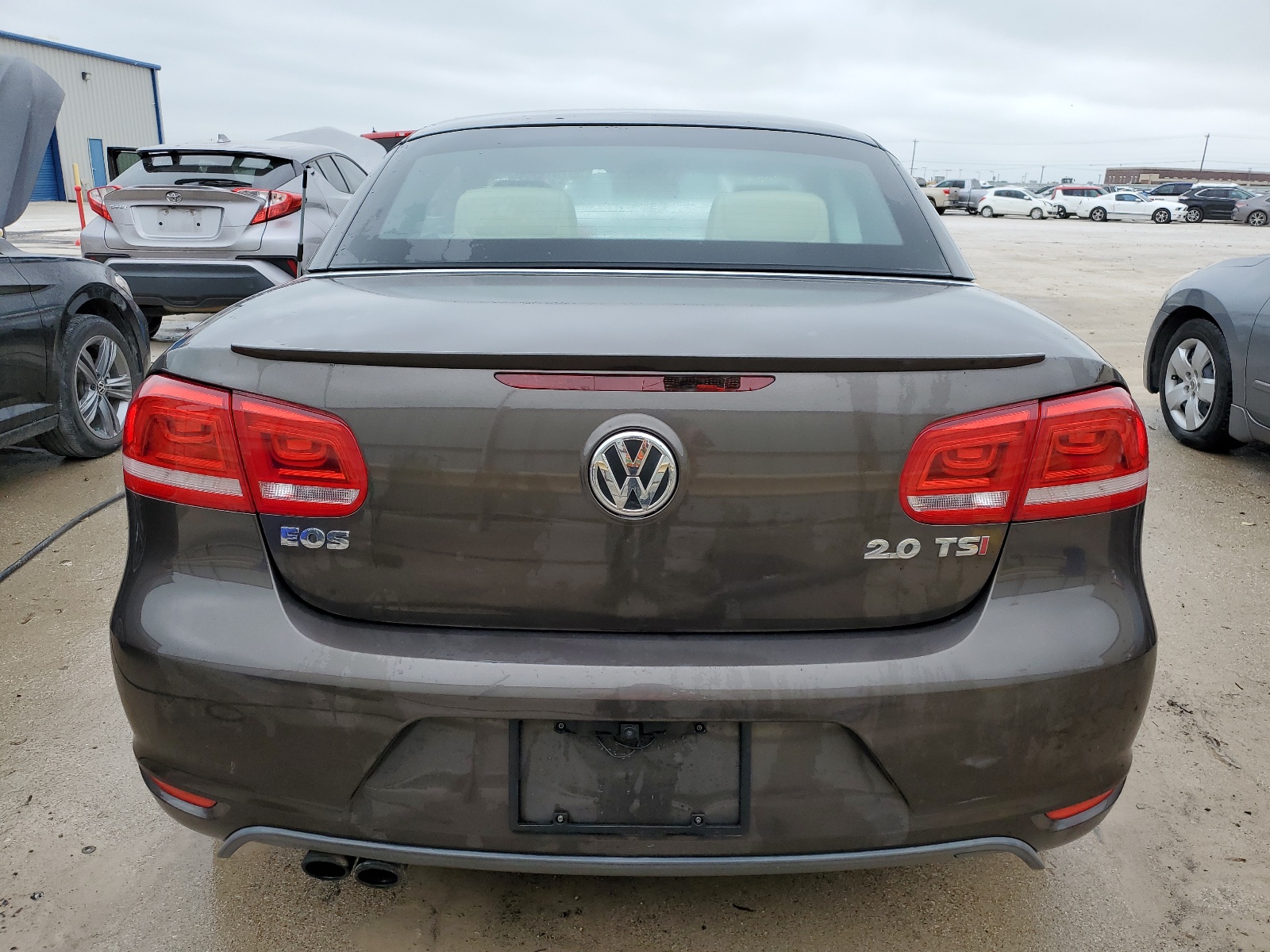 WVWBW8AH0GV000961 2016 Volkswagen Eos Komfort