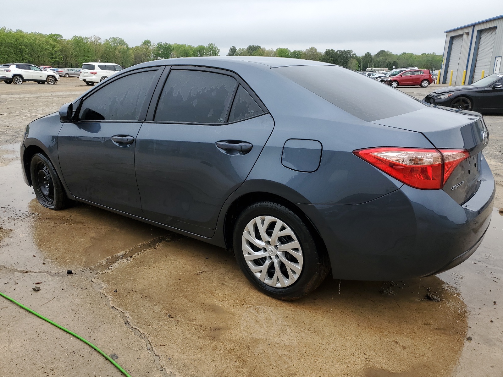 2019 Toyota Corolla L vin: 2T1BURHE2KC229709