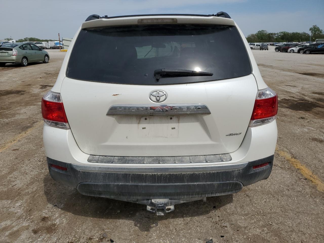 2013 Toyota Highlander Base VIN: 5TDBK3EH1DS235397 Lot: 51810934