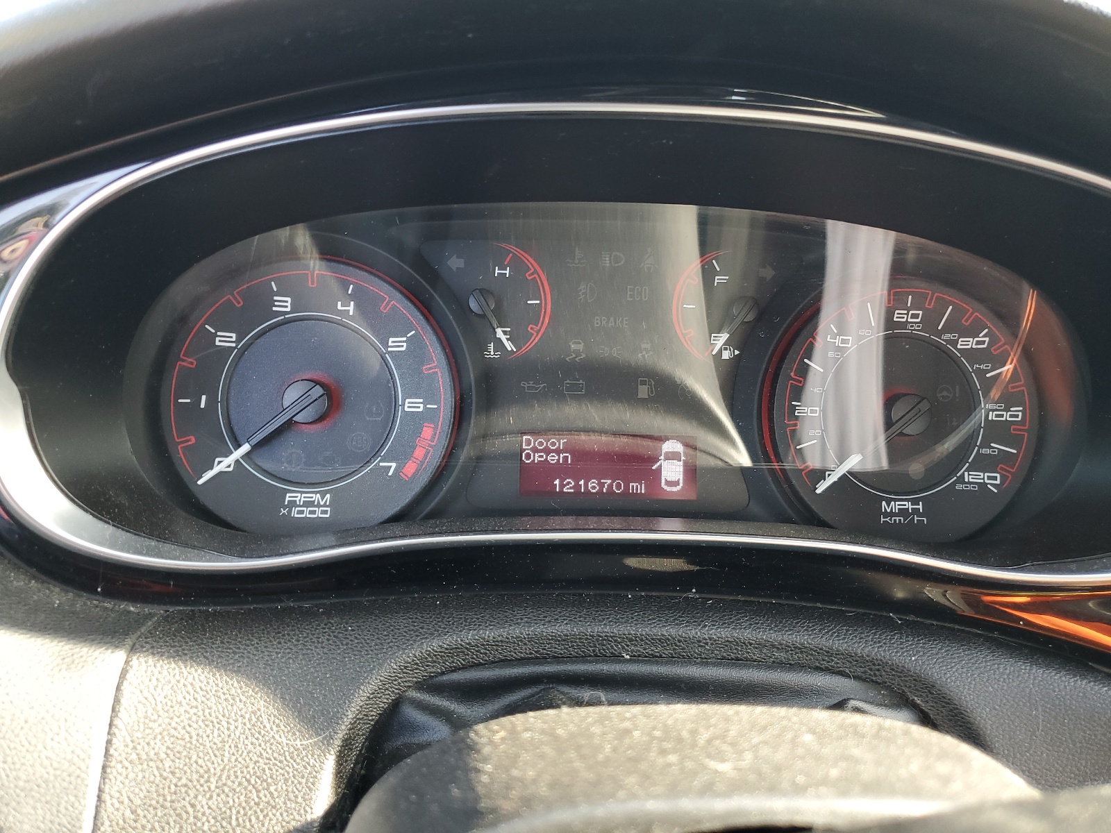 1C3CDFBA4DD323304 2013 Dodge Dart Sxt