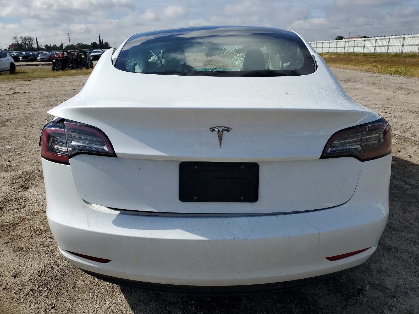 5YJ3E1EA0PF477366 2023 Tesla Model 3