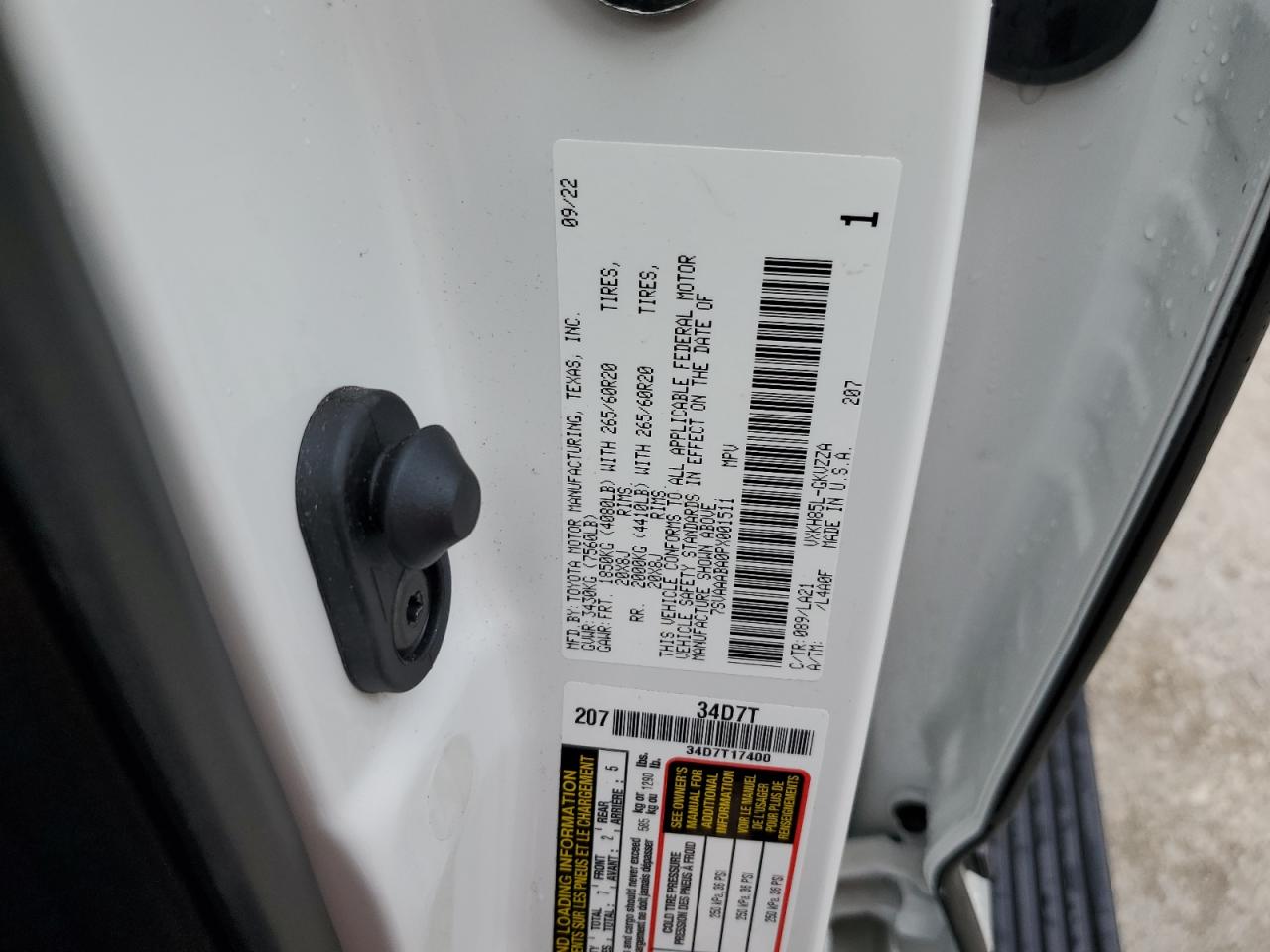 7SVAAABA0PX001511 2023 Toyota Sequoia Sr5