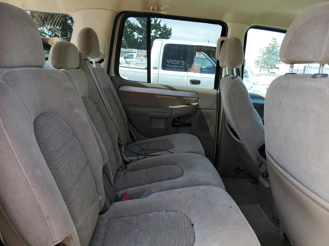 2004 Ford Explorer Xlt VIN: 1FMZU73E94ZB15172 Lot: 82591824