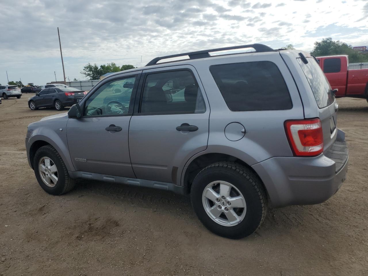 2008 Ford Escape - Image 2