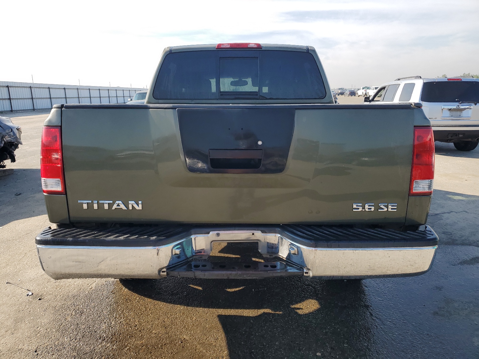 1N6AA07A74N581194 2004 Nissan Titan Xe