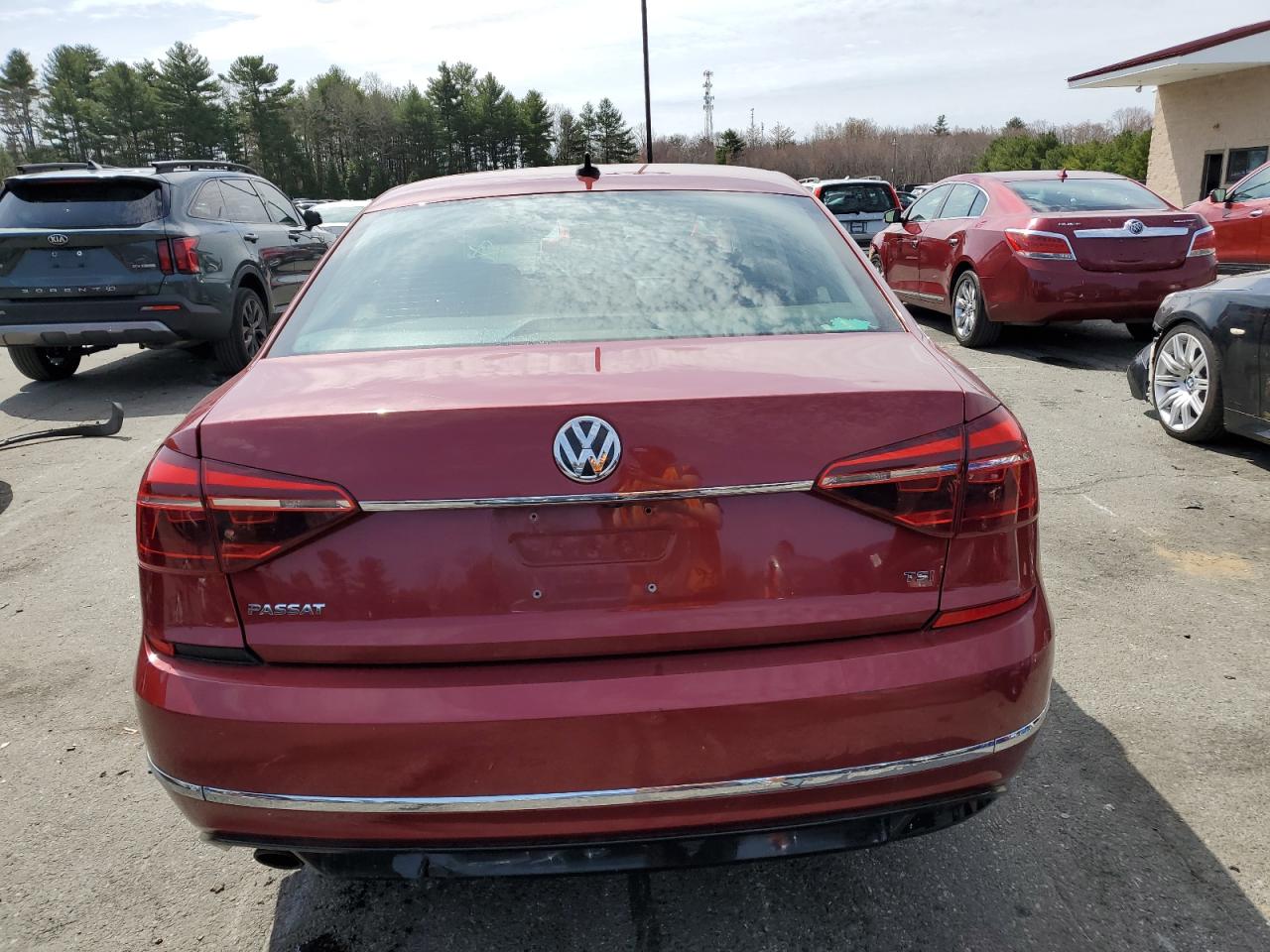 2017 Volkswagen Passat R-Line VIN: 1VWDT7A35HC035165 Lot: 49929974