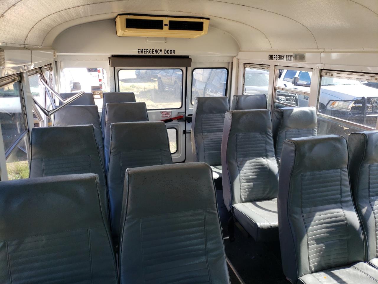 2004 Chevrolet Express G3500 VIN: 1GBJG31U341213645 Lot: 48926404