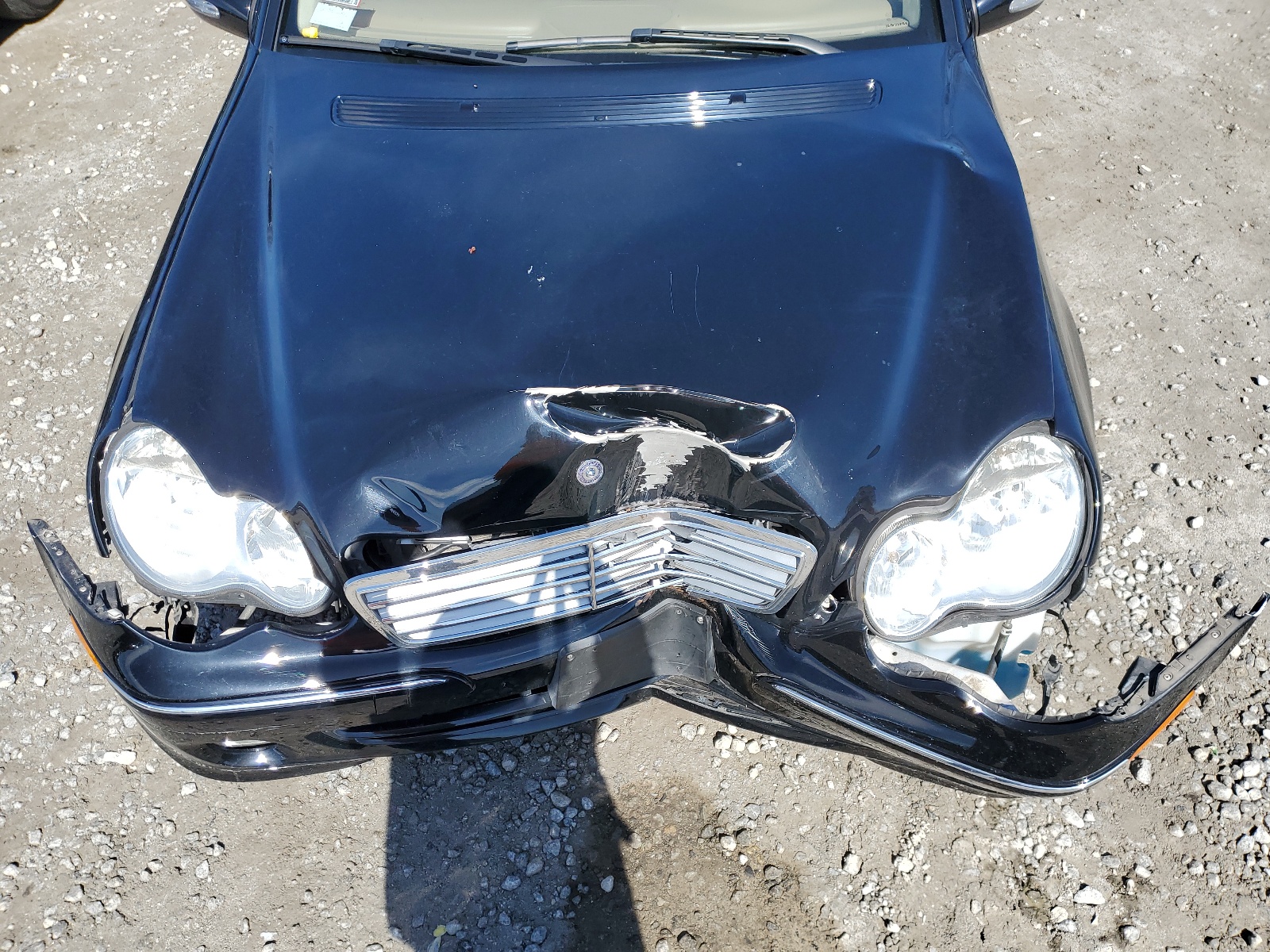 WDBRF81J05F650106 2005 Mercedes-Benz C 240 4Matic