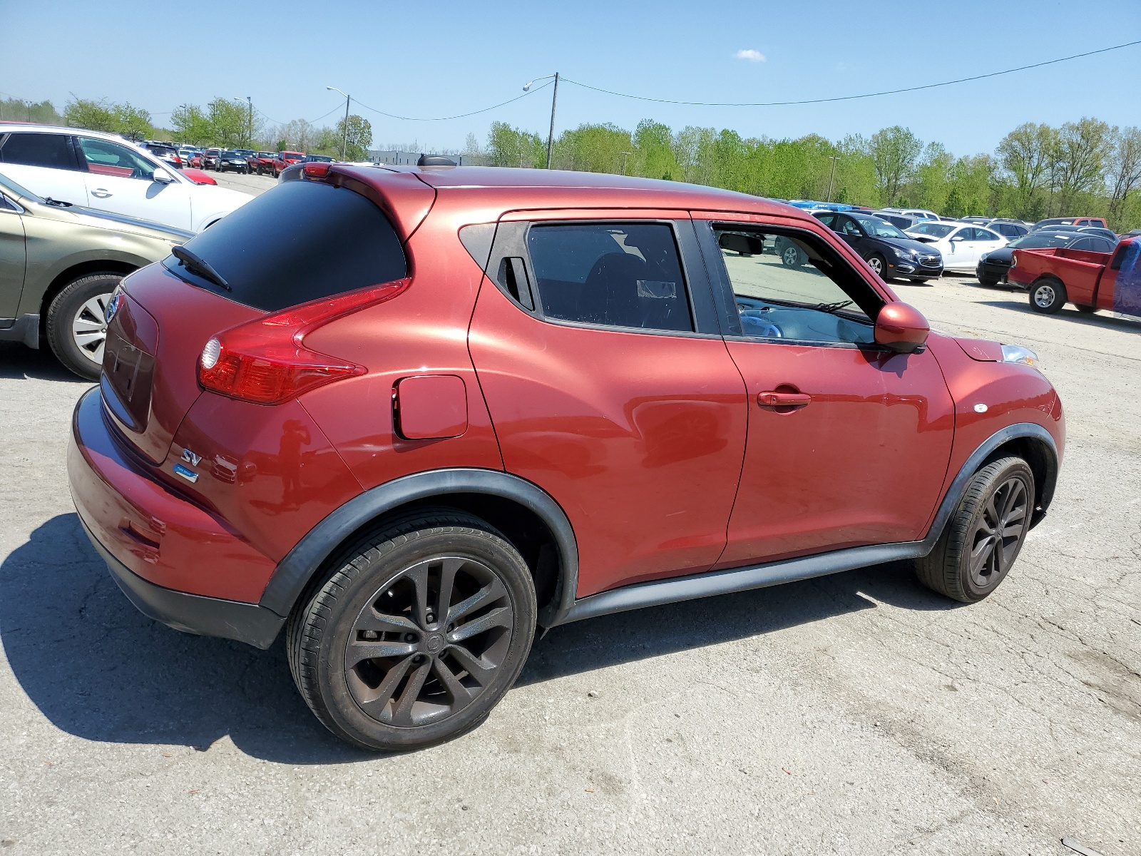 2012 Nissan Juke S vin: JN8AF5MR2CT102481