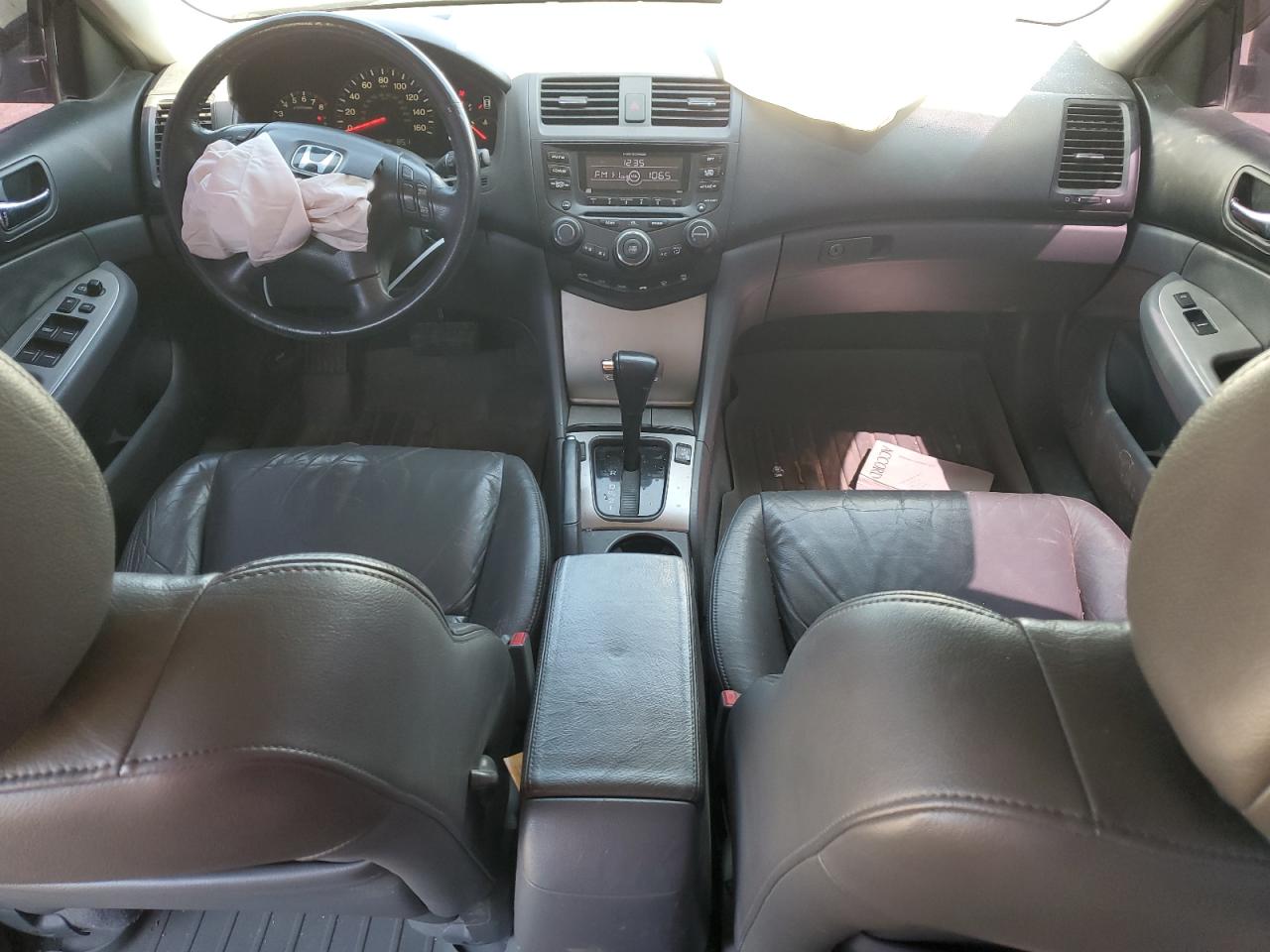 2003 Honda Accord - Image 8