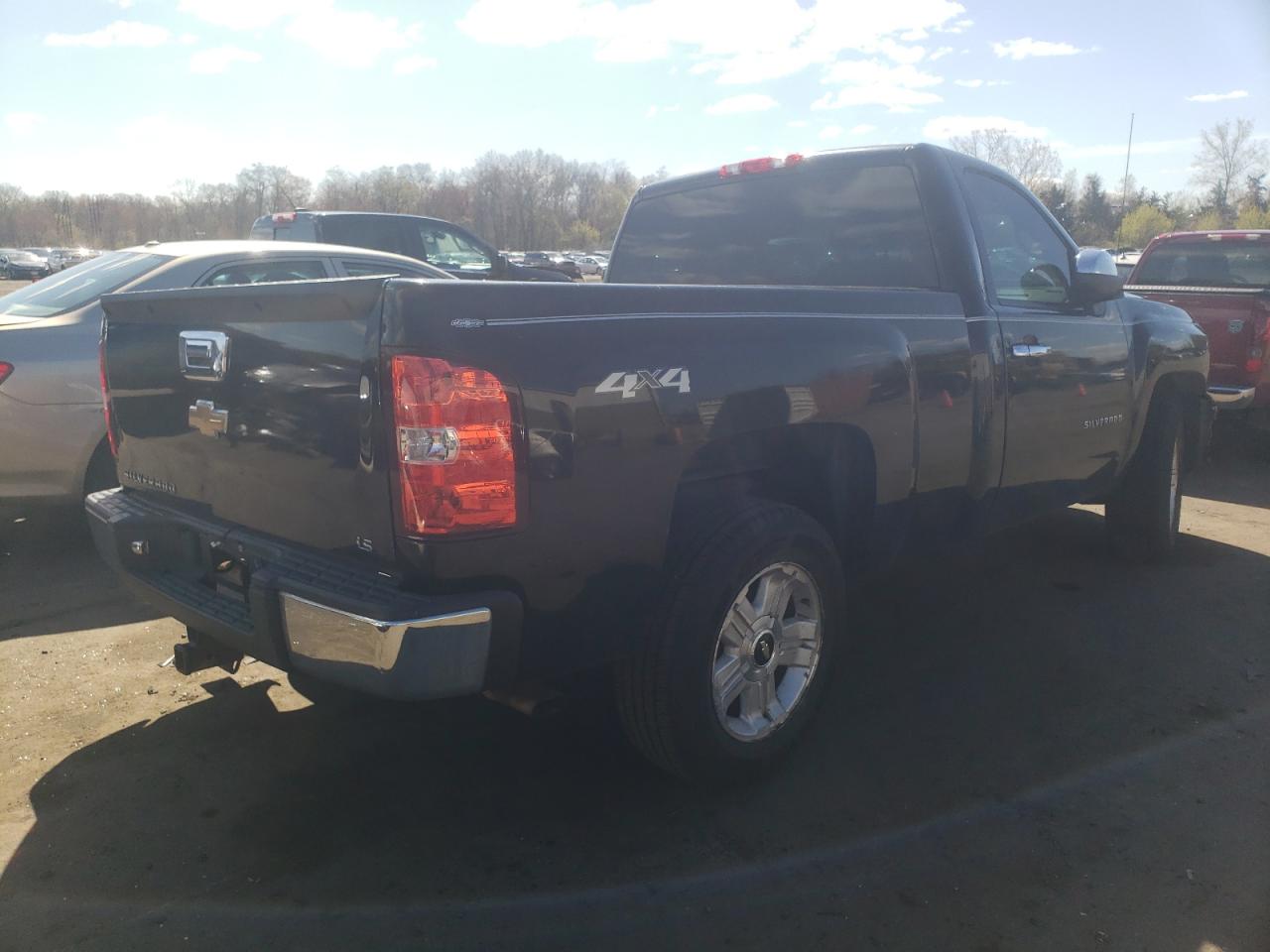 2011 Chevrolet Silverado K1500 VIN: 1GCNKPE05BZ276772 Lot: 51371544