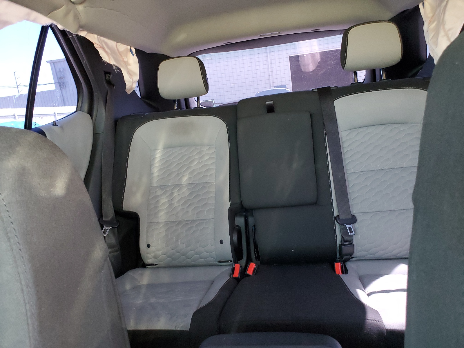 2GNAXHEV6K6131406 2019 Chevrolet Equinox Ls