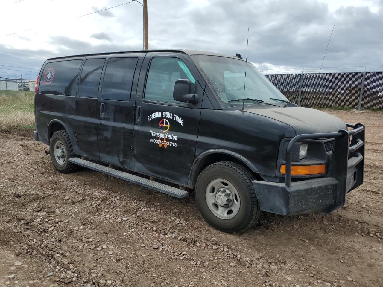 2016 Chevrolet Express G3500 Ls VIN: 1GAZGLFG0G1330744 Lot: 52159524