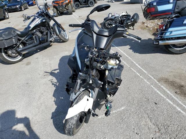 undisplay SUZUKI SCOOTER 2016 Білий