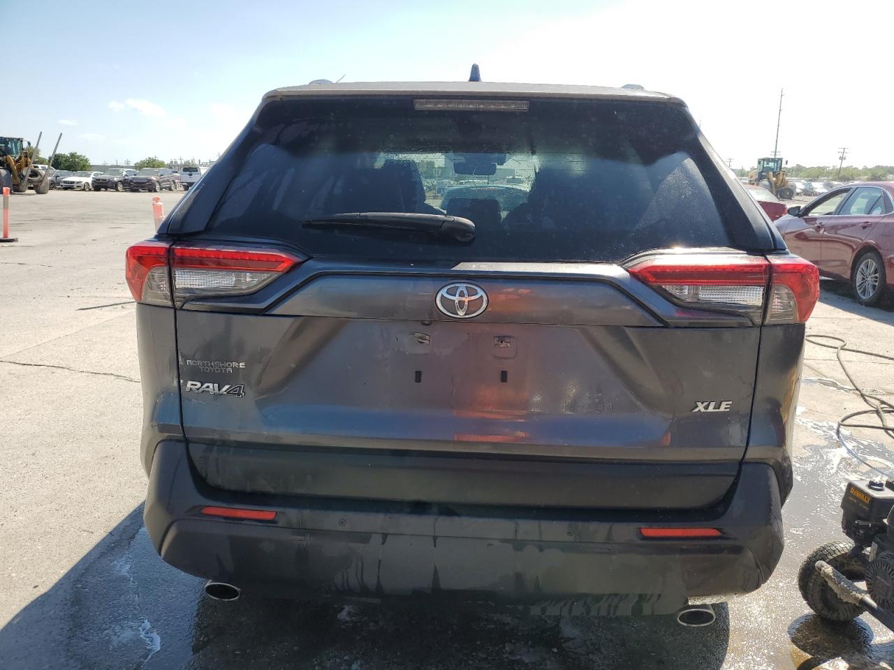 2020 Toyota Rav4 Xle Premium VIN: JTMC1RFV8LD061028 Lot: 52185854
