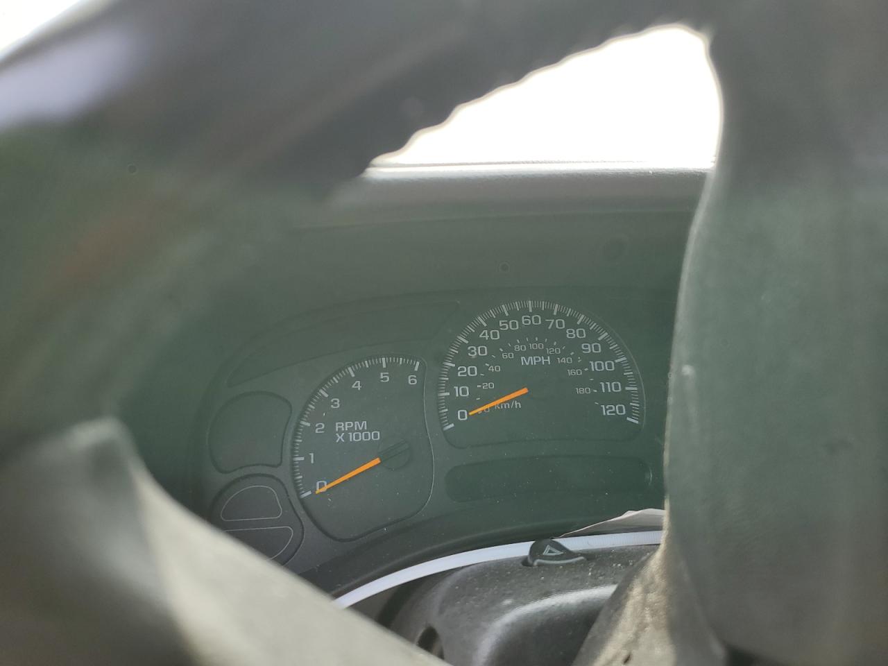 2003 Chevrolet Tahoe K150 VIN: 1GN5K13Z43R200032 Lot: 50260514