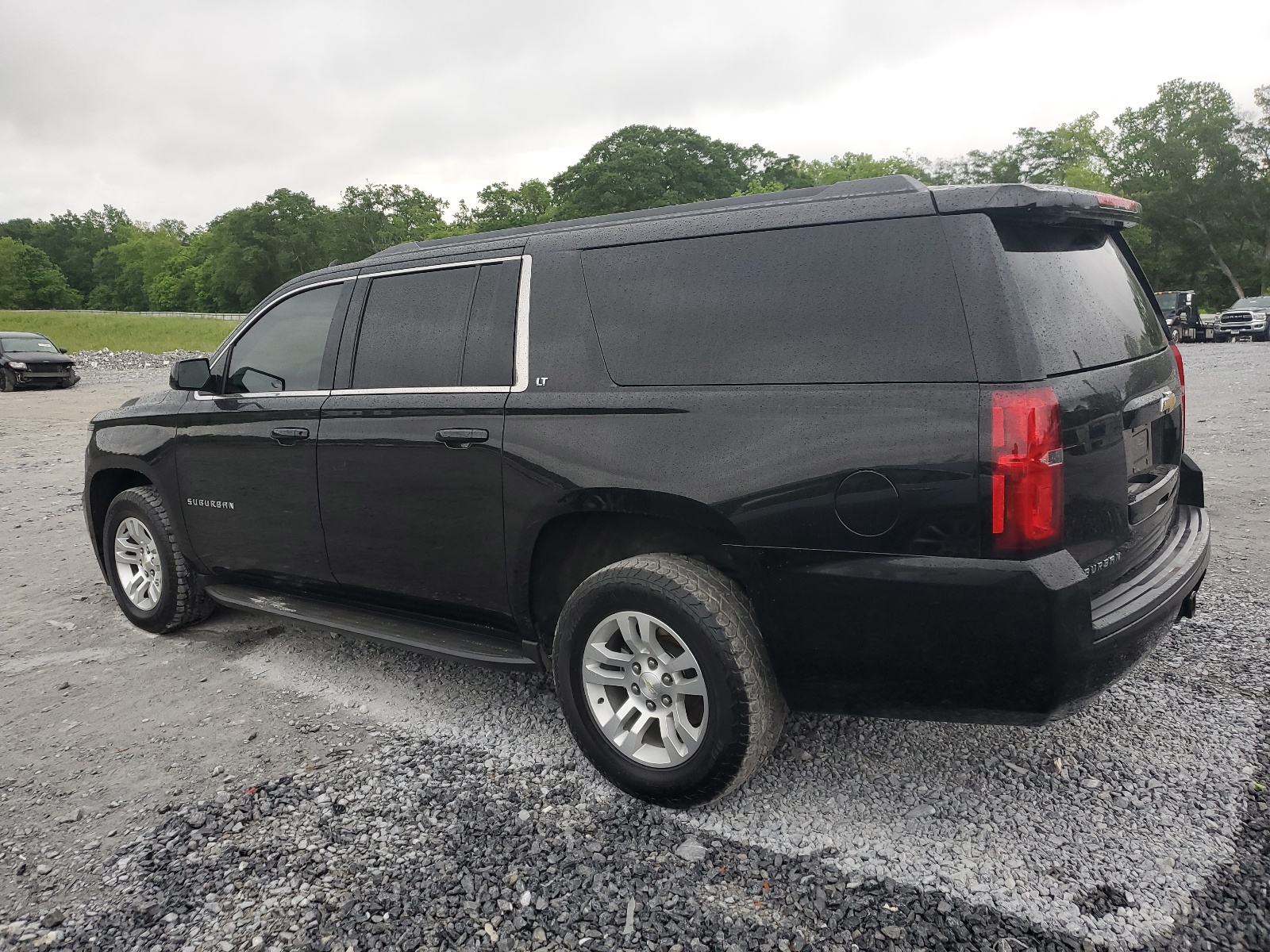 2016 Chevrolet Suburban C1500 Lt vin: 1GNSCHKC6GR463991