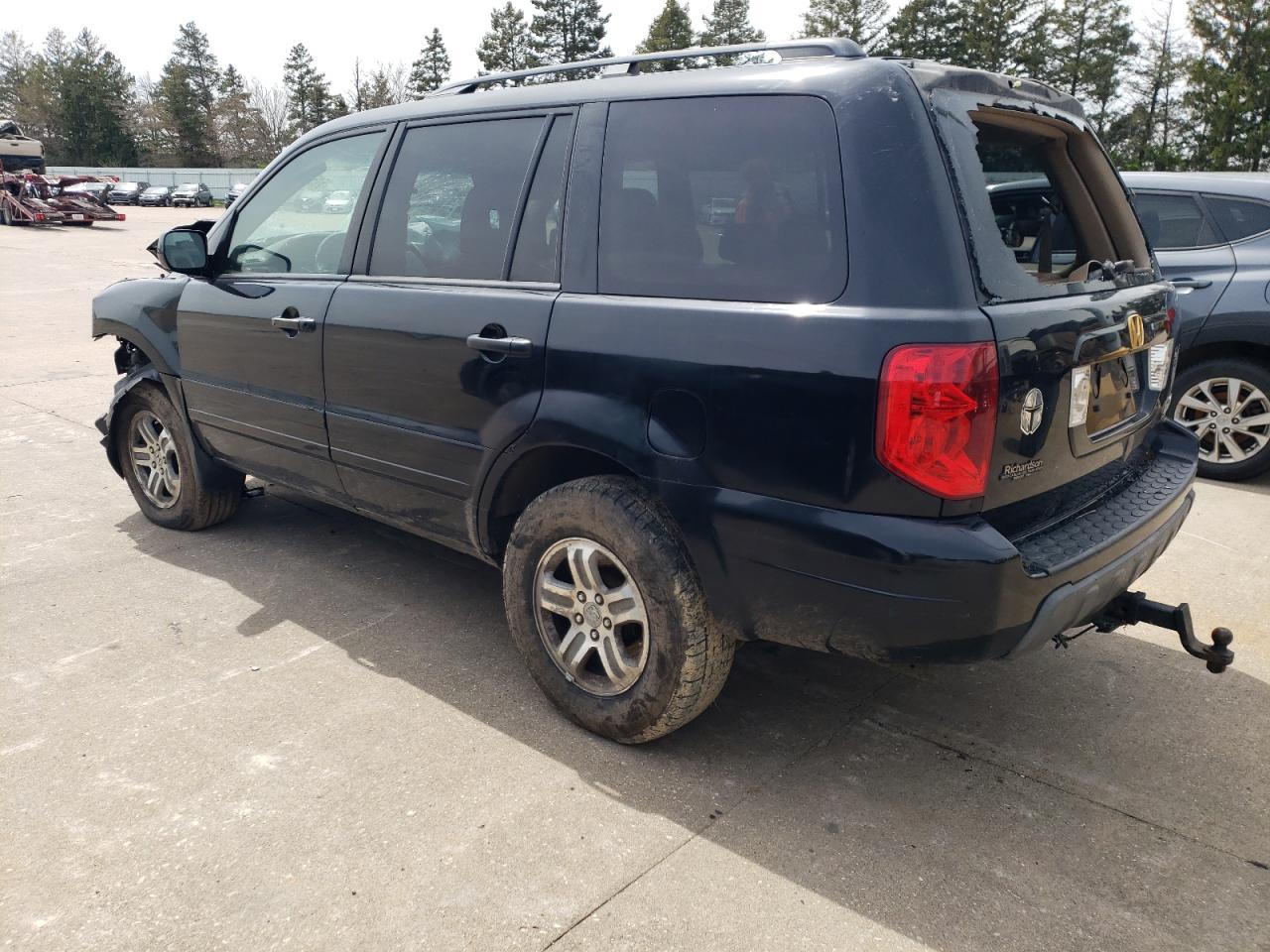 2004 Honda Pilot - Image 2