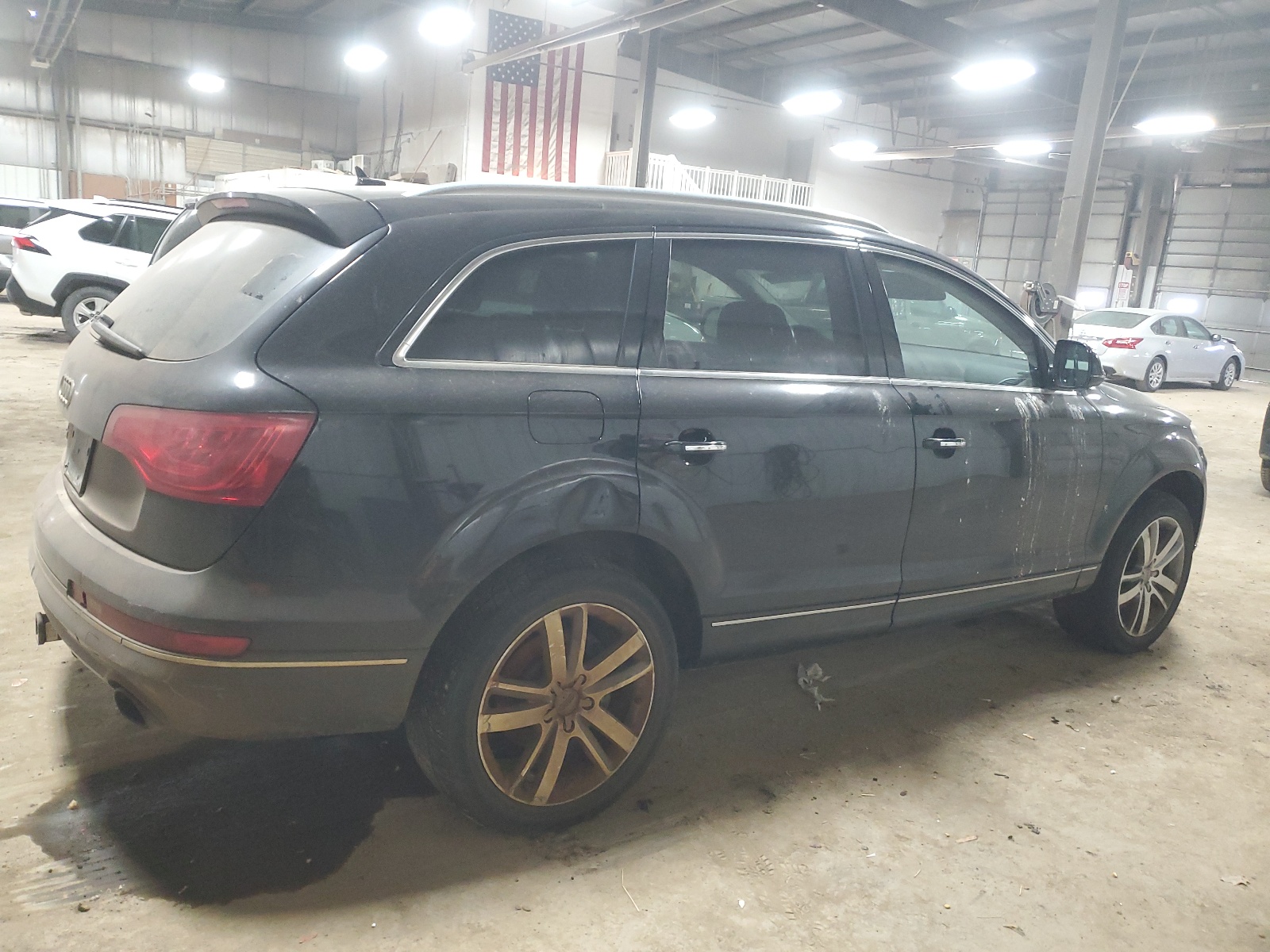 2013 Audi Q7 Premium Plus vin: WA1LGAFE3DD000245