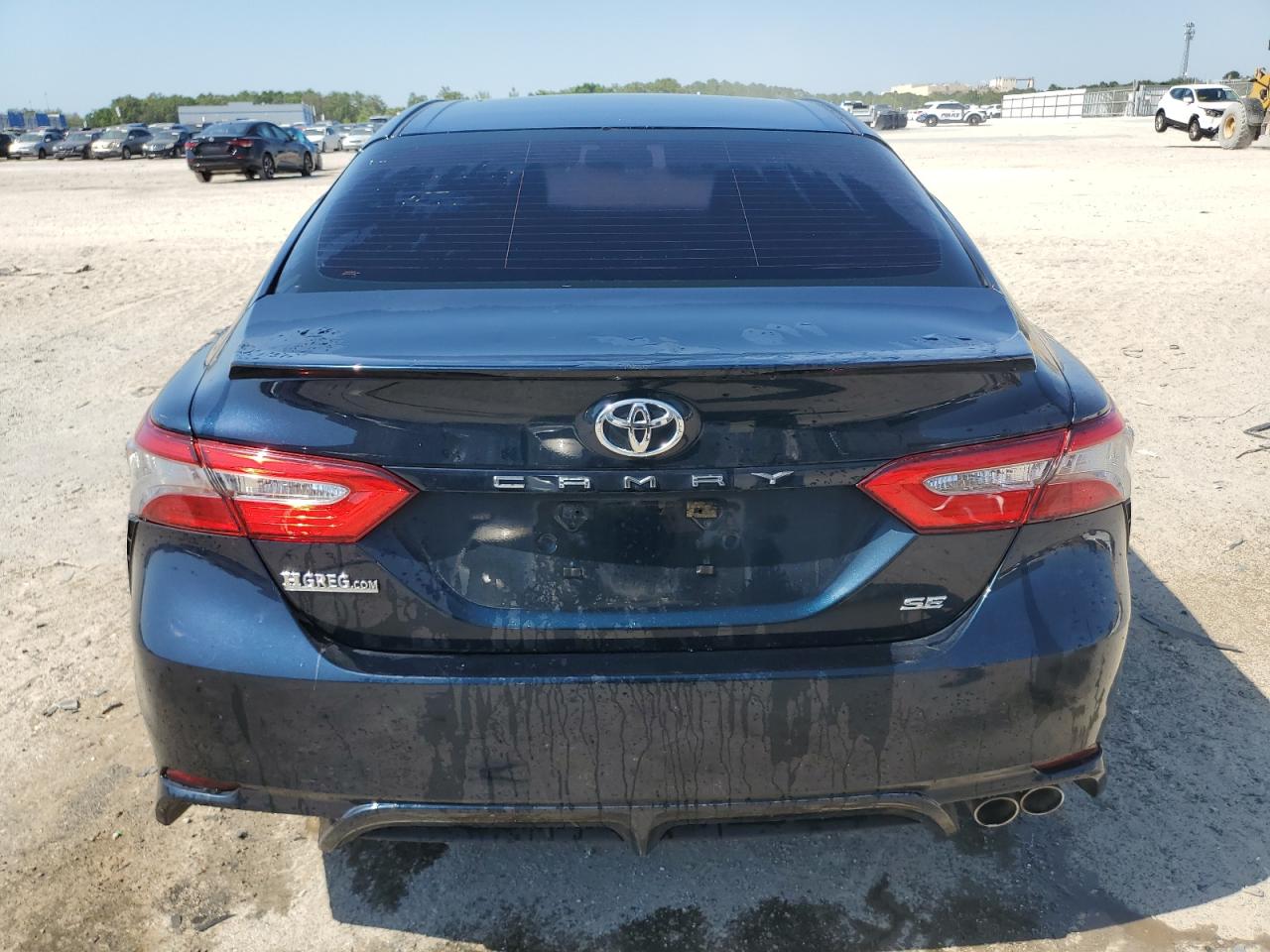 2018 Toyota Camry L VIN: 4T1B11HK3JU577788 Lot: 50770874